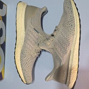 ADIDAS ULTRABOOST CLIMA MENS 10.5